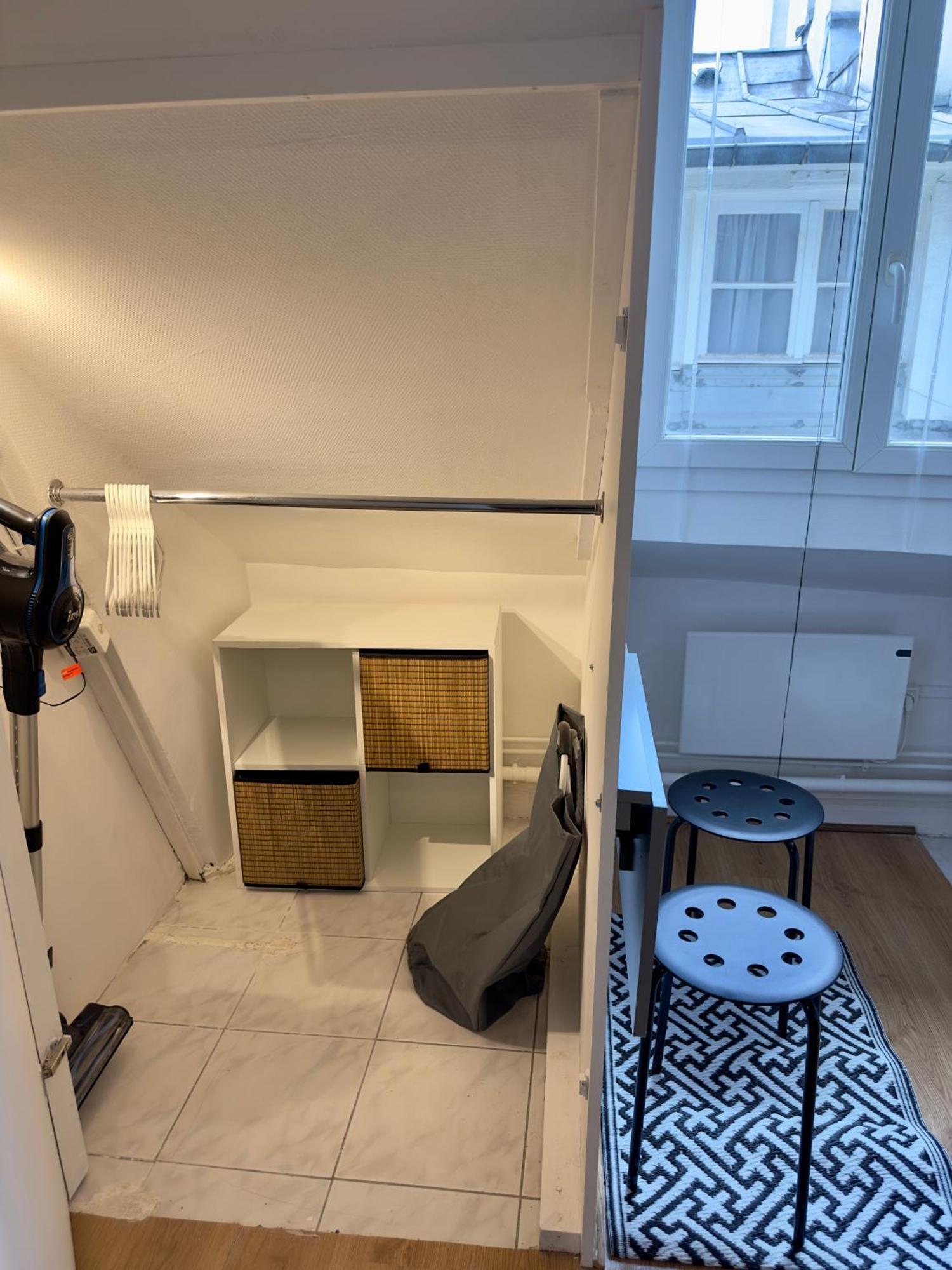 Pyramide & Louvre Appartement